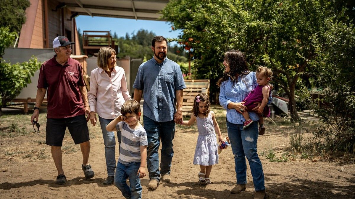 From left: Nalle Winery founder Doug Nalle, his wife, Lee, their son Andrew and daughter-in-law April, and three grandchildren (Joshua Baldovino)
